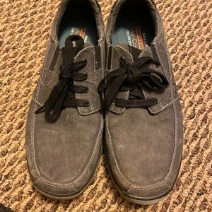 Men’s sketchers relaxed fit shoes